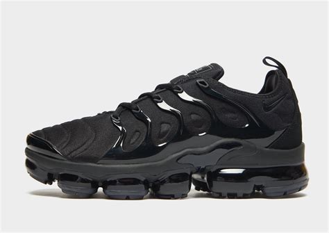 nike air vapormax stock price